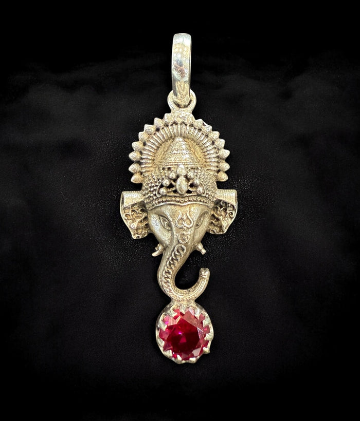 The Vinayaka Silver Ganesha Pendant (Oxidised)